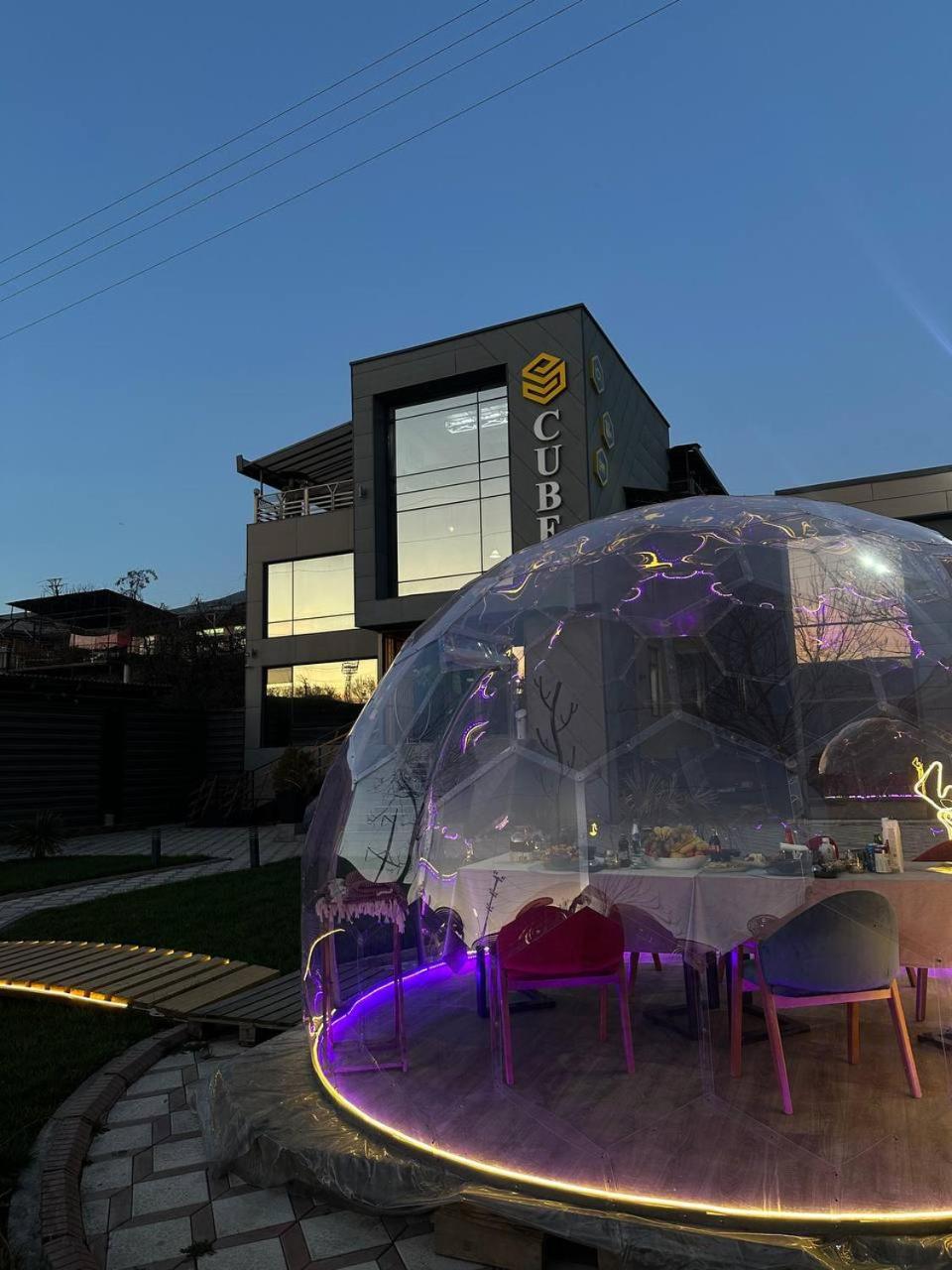 Cube House Osh Hotel Ngoại thất bức ảnh