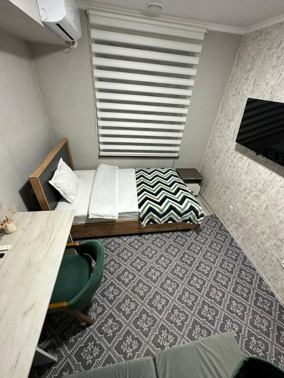 Cube House Osh Hotel Ngoại thất bức ảnh