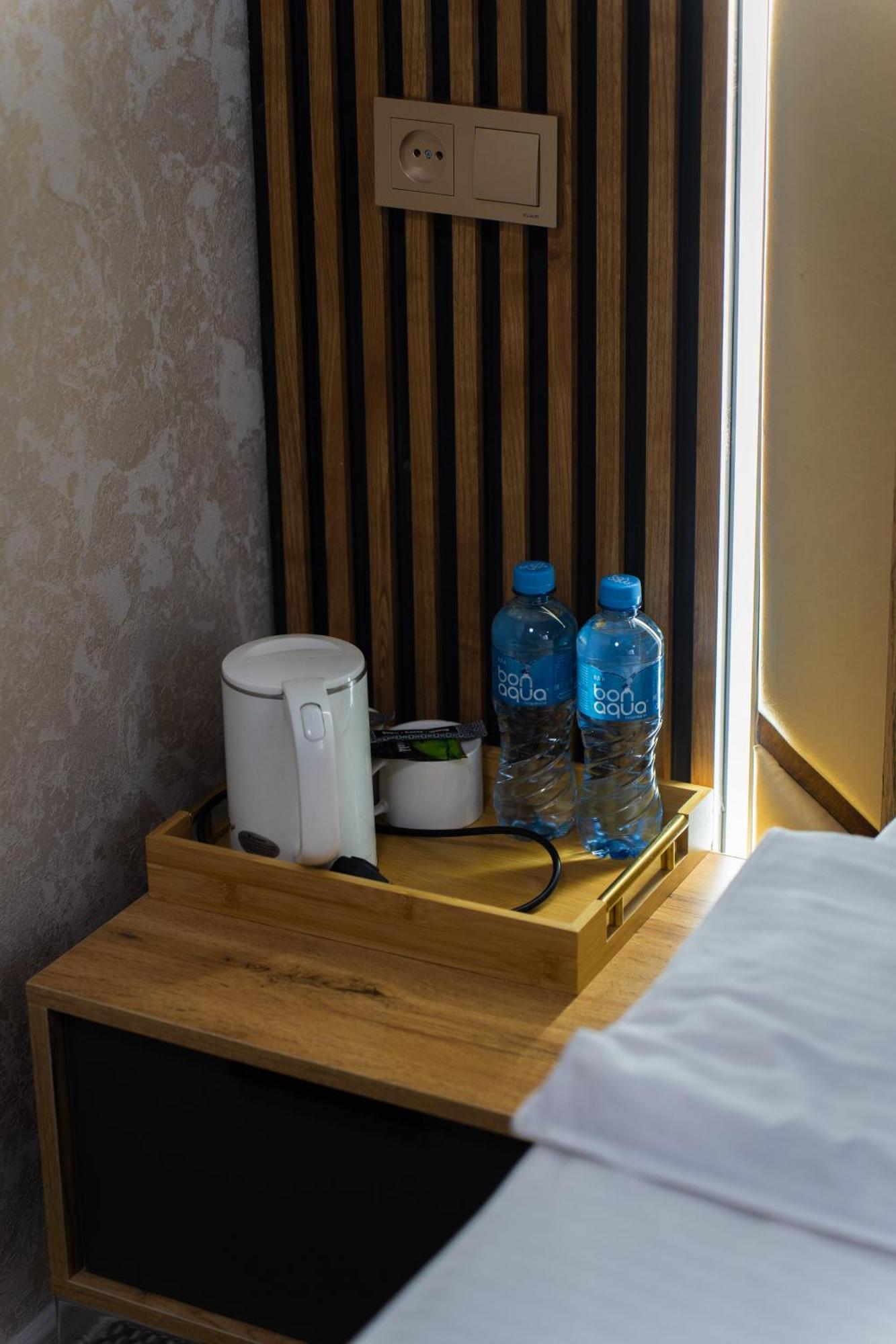 Cube House Osh Hotel Ngoại thất bức ảnh