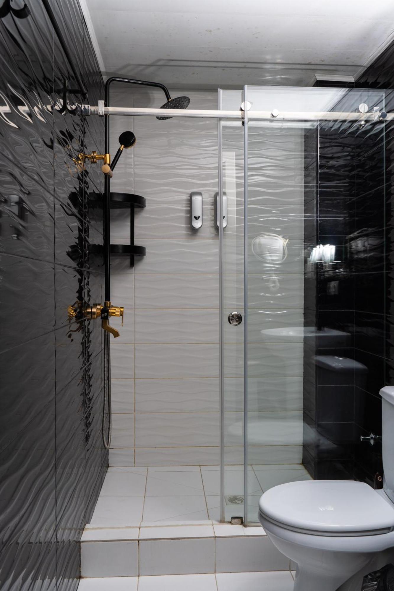 Cube House Osh Hotel Ngoại thất bức ảnh