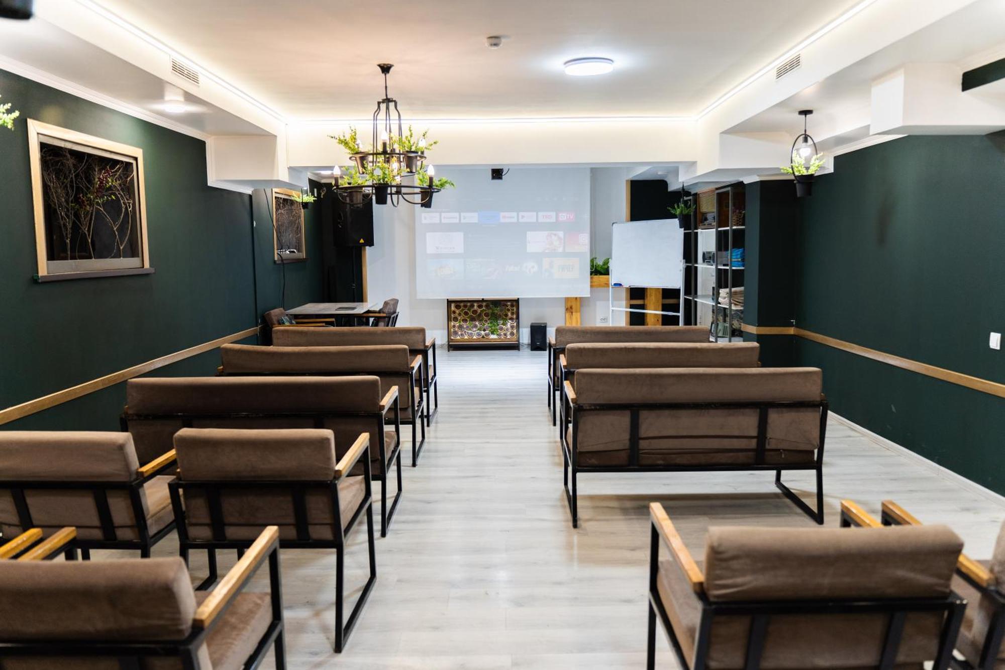 Cube House Osh Hotel Ngoại thất bức ảnh